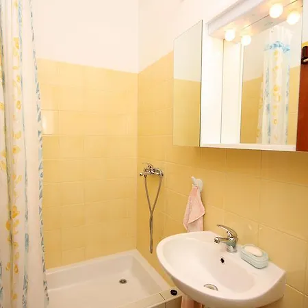 Apartment Studio Duce 4795c Dugi Rat